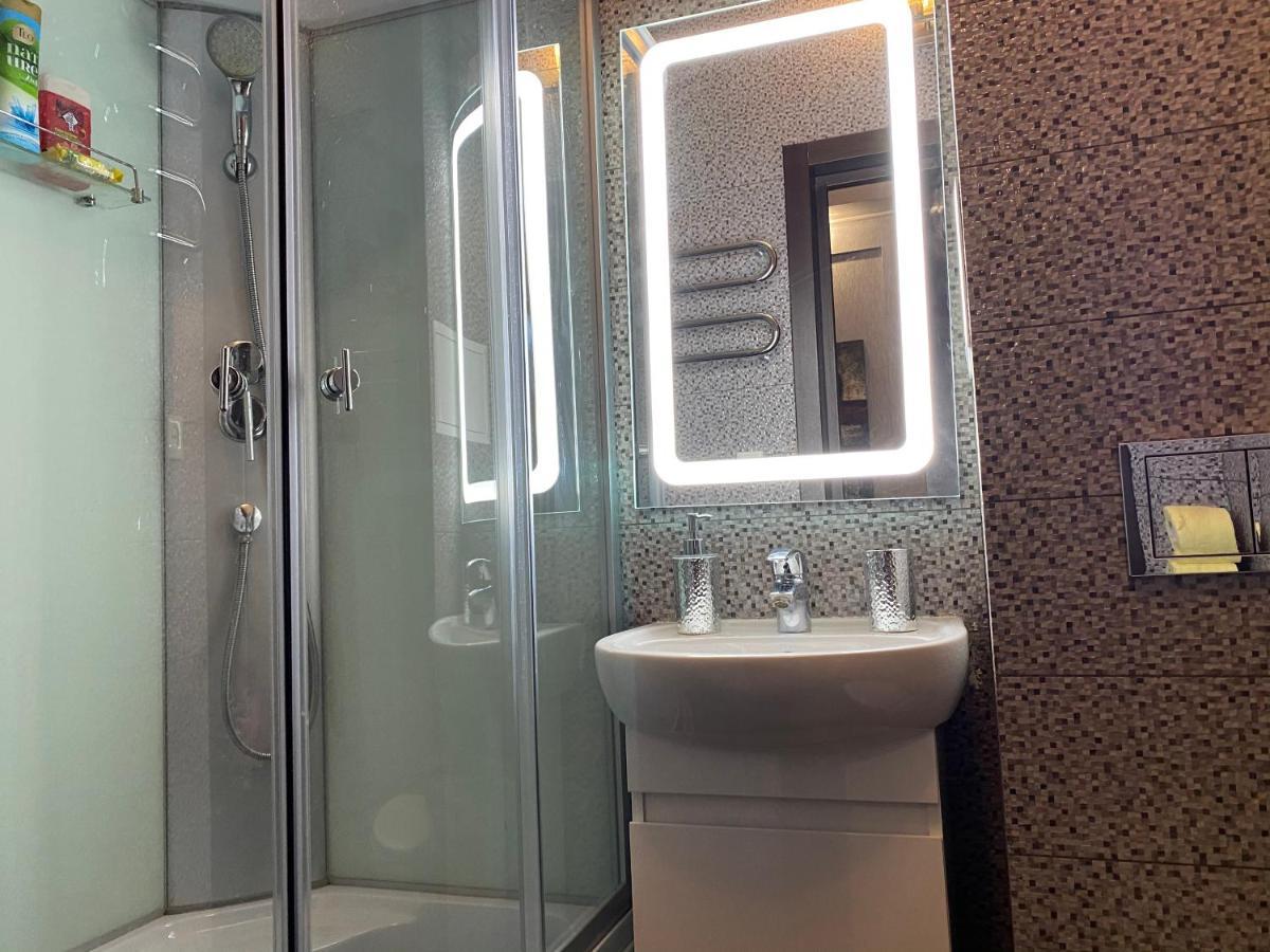 Modern Luxury Studio In The Center Of Kharkiv At Konstitutsii Square Exteriér fotografie