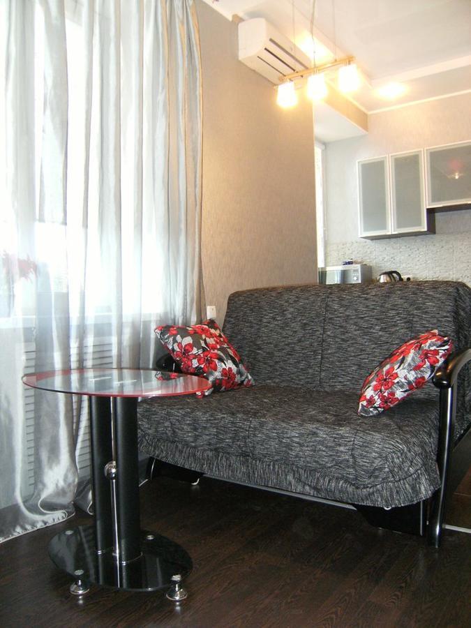 Modern Luxury Studio In The Center Of Kharkiv At Konstitutsii Square Exteriér fotografie