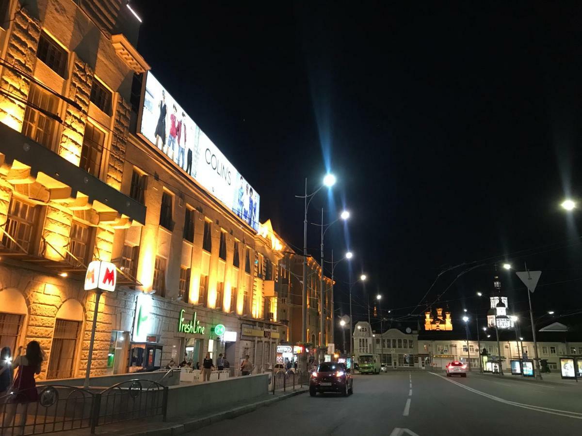 Modern Luxury Studio In The Center Of Kharkiv At Konstitutsii Square Exteriér fotografie